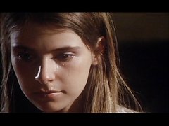 Schoolgirls in dire need of Love 1 - Elizabeth mastubates frantically to relieve her burning lust. Feeling her orgasm she is caught rubbing her clit by her mother. Schulm&auml;dchen-Report 1 (1970)